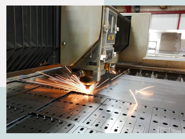 Лазерная резка металла в Бугуруслане от 611 руб.